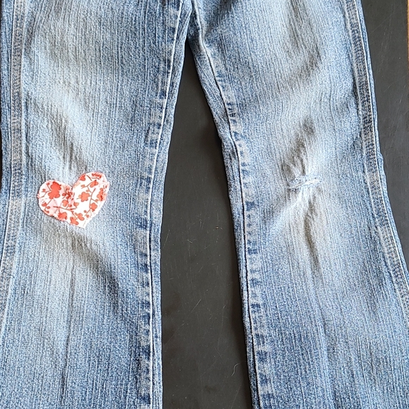 Girls Destructed Wrangler Flared Jeans size 8 Slim - Picture 3 of 5